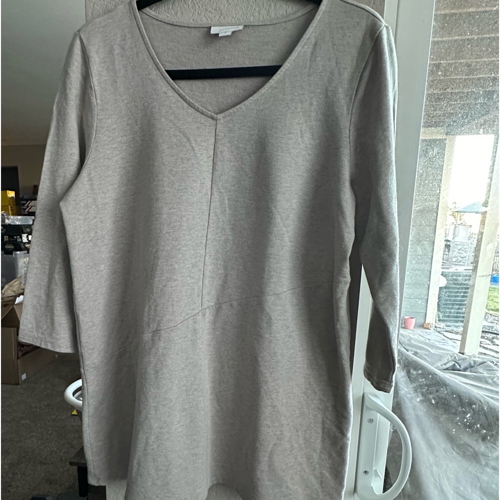 Pure J.Jill Tan 3/4 sleeves v-neck cotton modal blend Top. Size Medium